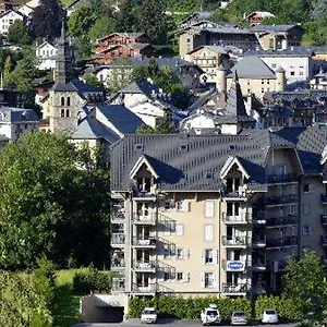  Appartement 94 m2 spacieux insonorisé en PLEIN CENTRE - deux parkings couverts gratuits et WIFI gratuit !